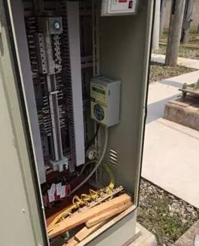 戶外電柜除濕防潮的措施